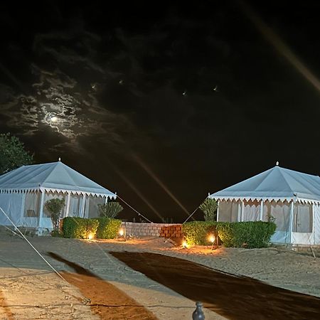 Sunny Desert Camp Kuri Екстер'єр фото