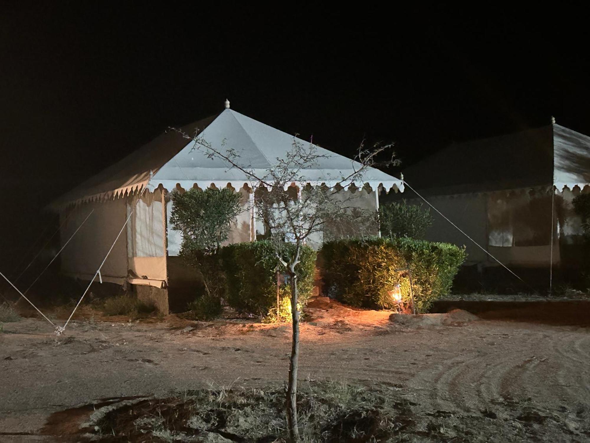 Sunny Desert Camp Kuri Екстер'єр фото