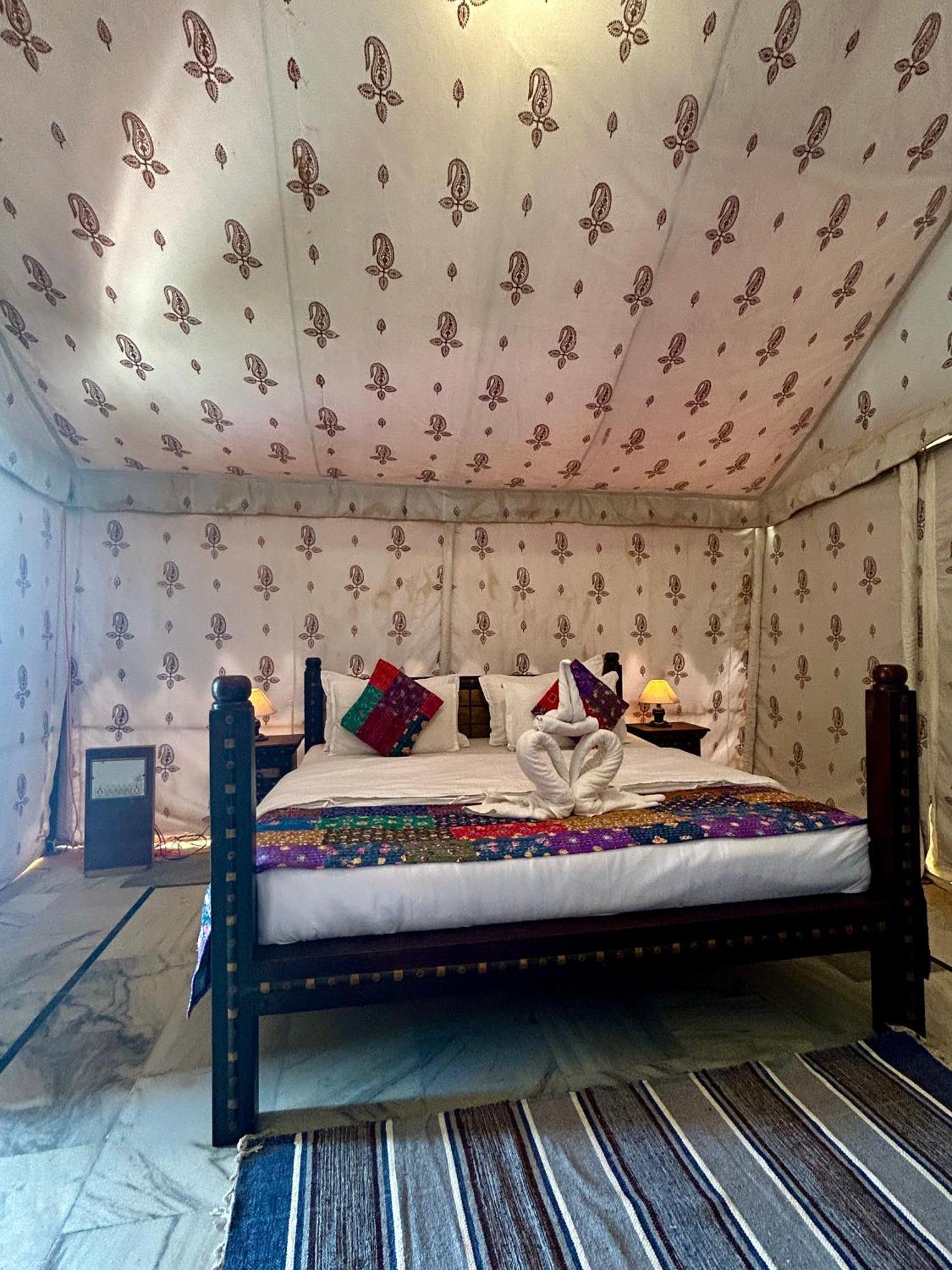 Sunny Desert Camp Kuri Екстер'єр фото