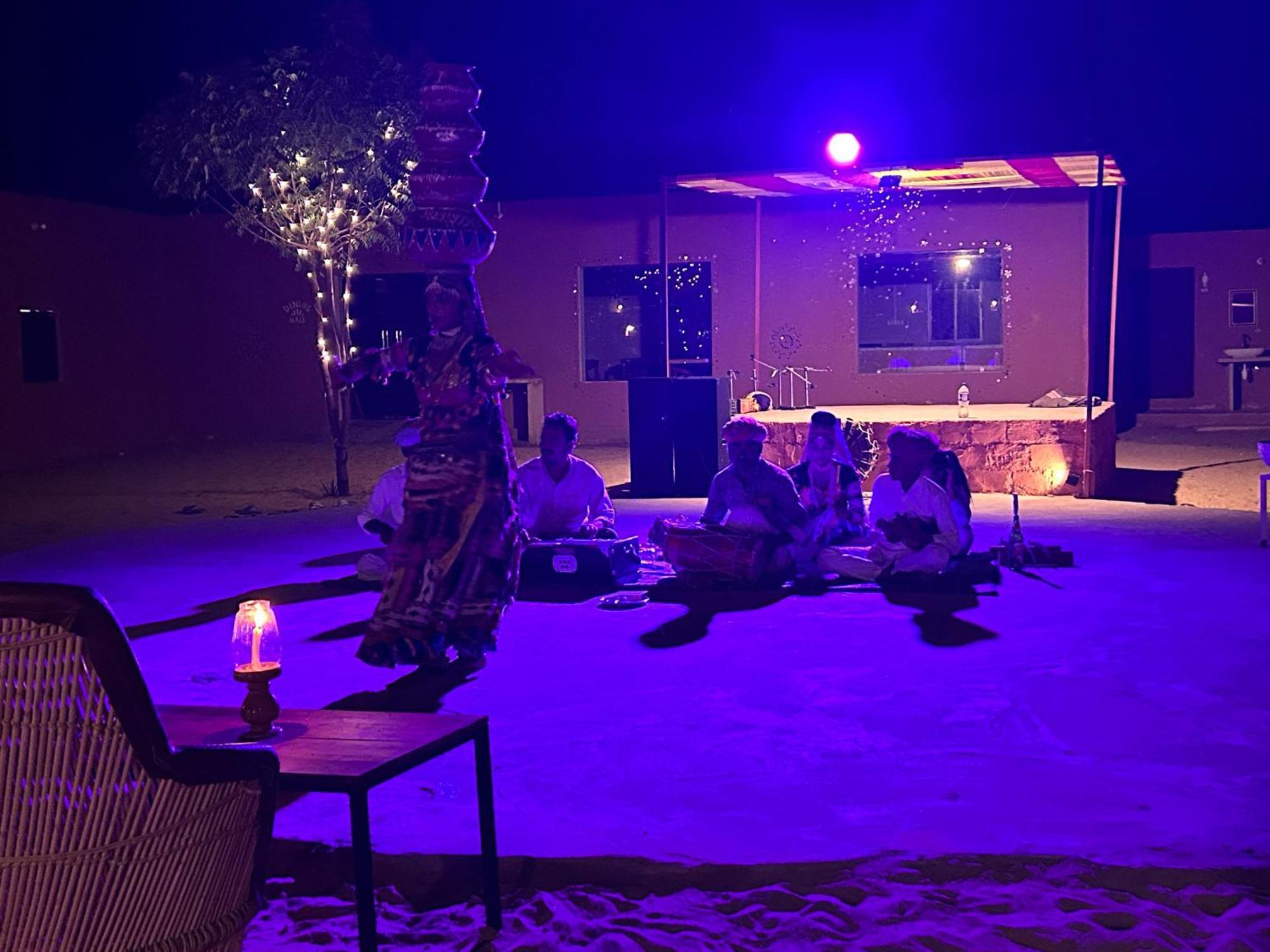 Sunny Desert Camp Kuri Екстер'єр фото