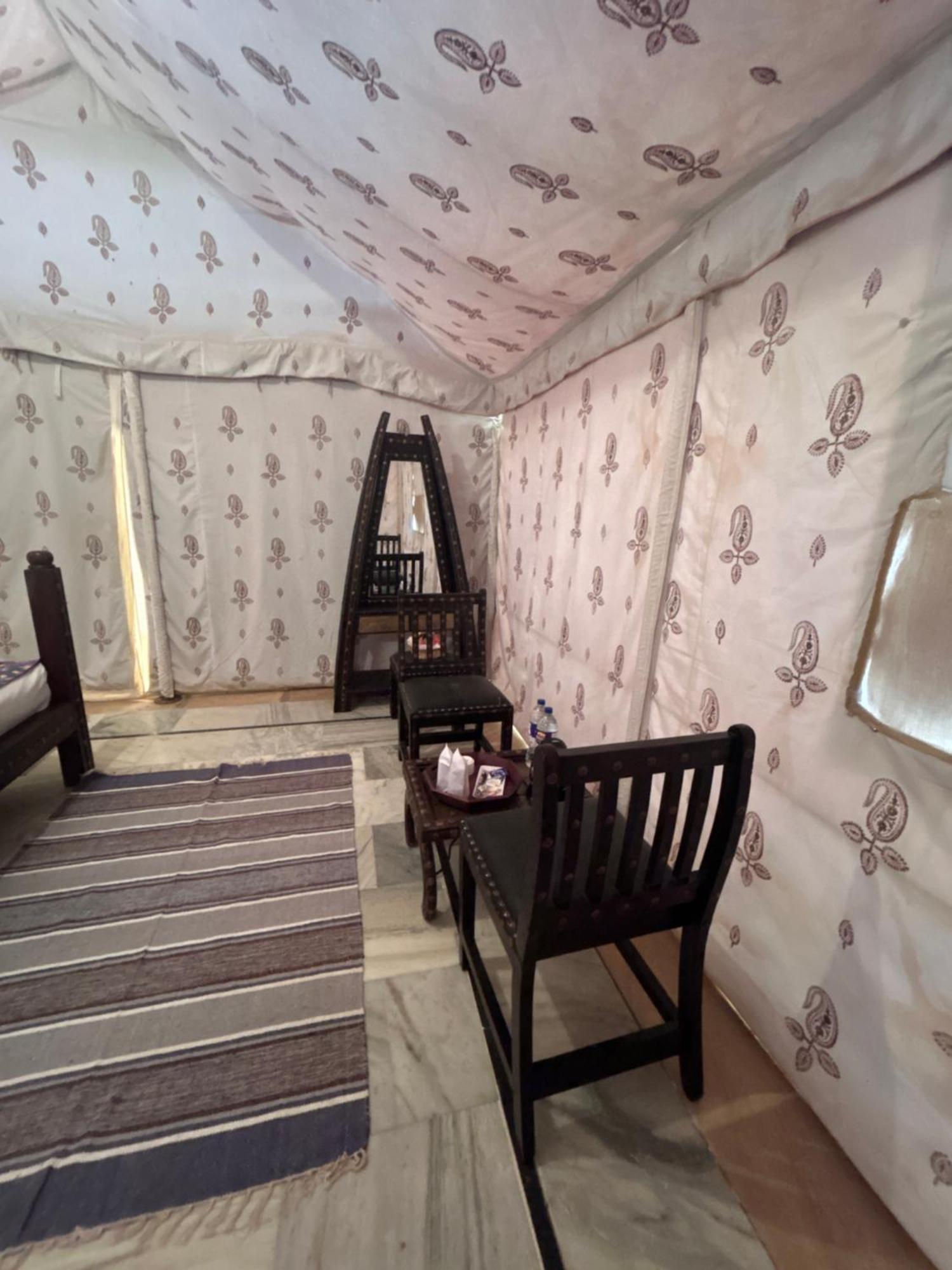 Sunny Desert Camp Kuri Екстер'єр фото